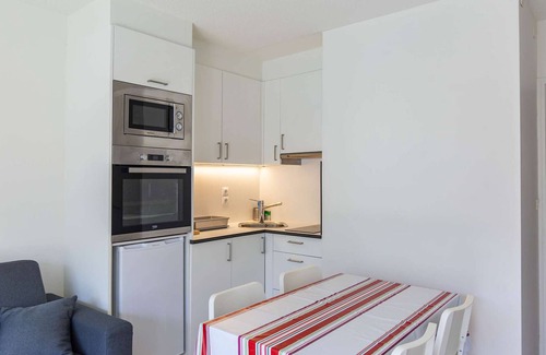 Eaux-Bonnes Apartment | Studio cabin 6 ppl, near slopes, balcony, ski locker, equipped kitchen