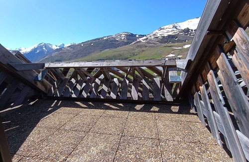 Piau Engaly Apartment | Studio cabin for 6 with balcony and equipped kitchenette in Piau-Engaly