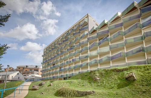 Eaux-Bonnes Apartment | Studio cabin for 6 near slopes with balcony and ski locker