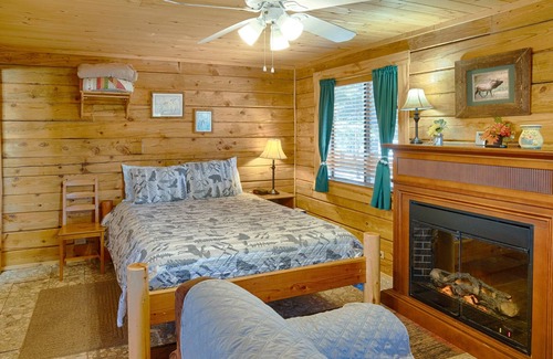 Overgaard Cabin | Studio Cabin with full bathroom and kitchenette