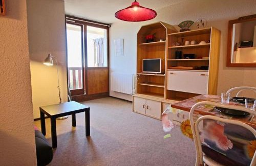 Chamrousse Apartment | Studio cabine 4 pers. exposé Sud, au pied des pistes avec balcon et toutes commodités - FR-1-340-75