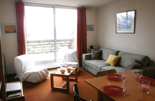 Piau Engaly Apartment | Studio cabine 6 pers, balcon, parking, cuisine équipée - FR-1-457-212
