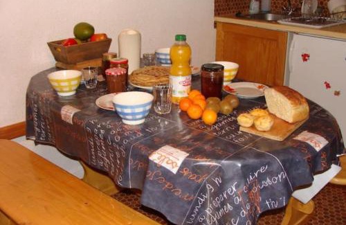 Ax-les-Thermes Apartment | Studio Cabine Ax Les 3 Domaines
