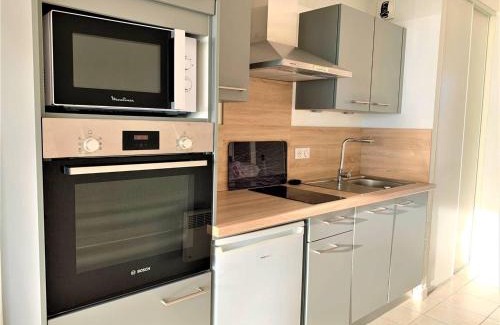 Quiberon Apartment | Studio cabine cosy à Quiberon avec vue mer et garage - FR-1-478-184