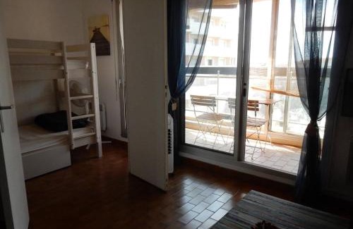 Le Port Apartment | Studio Cabine 2* avec Parking, Proche Plage - FR-1-750-111