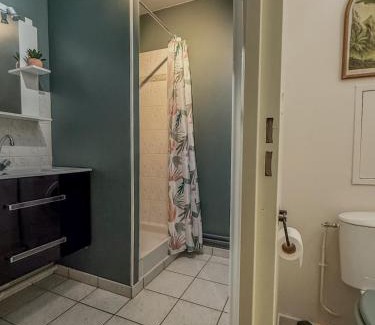 Le Coudray Apartment | Studio calme à 3 min de l'hôpital de Chartres