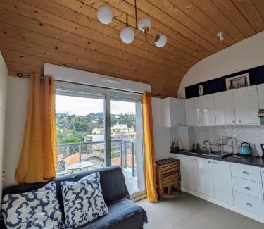 Nice Apartment | Studio calme avec vue dégagée