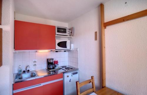 Les Bruyeres Apartment | Studio Carlines I, ski aux pieds, 3 pers, idéalement situé aux Menuires, quartier Bruyères - FR-1-178-40