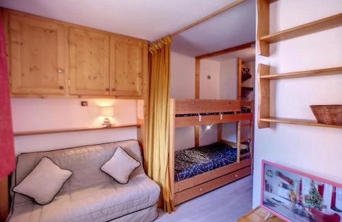 Les Bruyeres Apartment | Studio Carlines I, ski aux pieds, 3 pers, idéalement situé aux Menuires, quartier Bruyères - FR-1-178-40