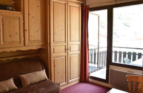 Pralognan-la-Vanoise Apartment | Studio central avec parking et balcon, proche commerces et téléphérique - FR-1-464-151