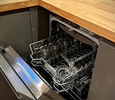 Pezenas Apartment | Studio centre historique - climatisé