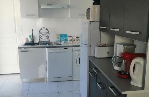 Chaumont Apartment | Studio chaleureux
