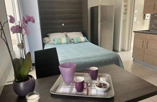 La Ferriere-aux-Etangs Apartment | Studio charmant à La Ferrière-aux-Étangs, 27 m², avec Spa
