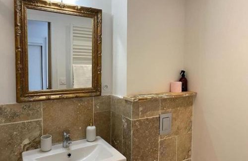 Charleville-Mezieres Apartment | Studio Charme Ardennais