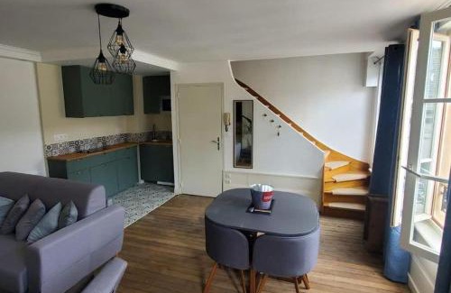 Charleville-Mezieres Apartment | Studio Charme Ardennais
