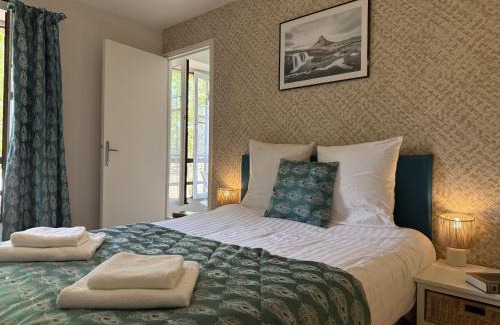 Excideuil Apartment | Studio Charmant au Coeur d'Excideuil - Animaux Bienvenus - FR-1-839-6
