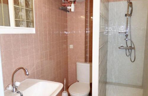 Brioude Apartment | Studio charmant dans Brioude – 25 m² avec terrasse et parking