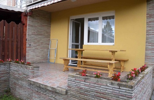 Balatonfoldvar Apartment | Studio child-friendly with internet and barbecue facilities