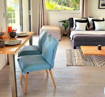 Vence Apartment | Studio climatisé, vue imprenable-wifi
