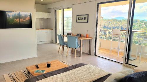 Vence Apartment | Studio climatisé, vue imprenable-wifi