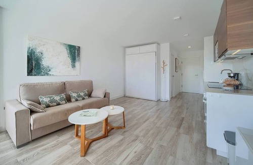 Sitio de Calahonda Apartment | Studio Close to the Beach * Sea Views * Pool