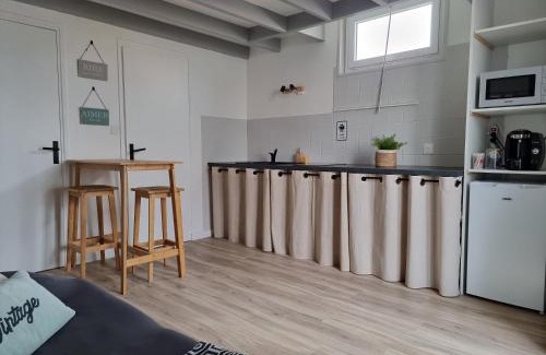 Challans House | Studio cocooning au calme, proche centre-ville et centre commercial