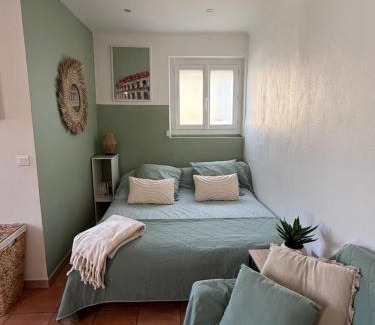 Aimargues Apartment | Studio cosy avec clim 33m2