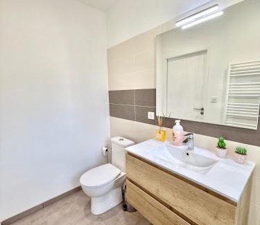 Toulouse North Apartment | Studio Cosy - CLIM & Parking & WIFI
