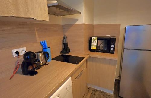Vaulx-en-Velin Apartment | Studio cosy confort moderne