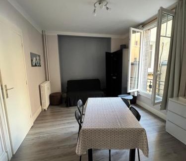 Vieux Vichy Apartment | Studio cosy proche parcs, opéra, centre ville