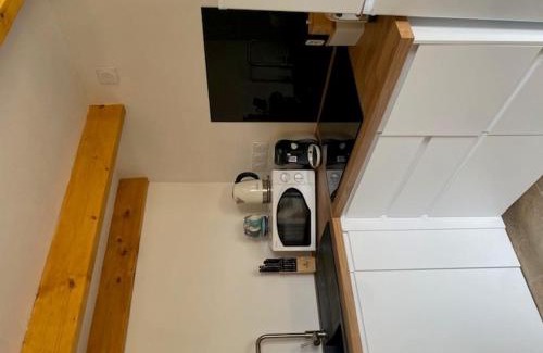 Ales Apartment | Studio dans les pins