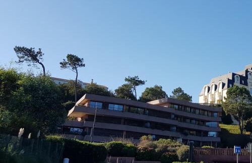 Bidart Apartment | Studio dans résidence de standing avec parking et sa terrasse vue mer