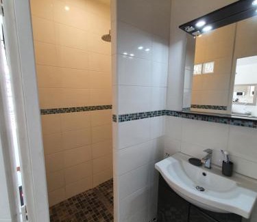Charleville-Mezieres Apartment | Studio de l'hôtel de ville