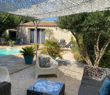 Pourcieux Apartment | Studio de rêve au cœur du var.