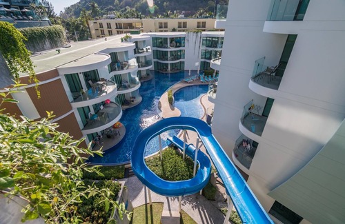 Patong Apartment | Studio direct pool access Merlin/Tri Trang beach