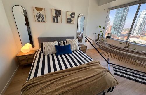 Downtown Edmonton Apartment | Studio Downtown , Rodgers Views, AC, Heated Free Underground Parking