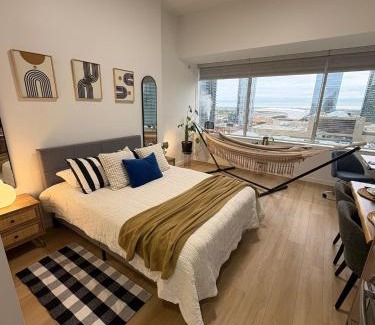 Downtown Edmonton Apartment | Studio Downtown , Rodgers Views, AC, Heated Free Underground Parking