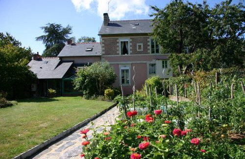 Pipriac House | Studio du Chalet de Caharet