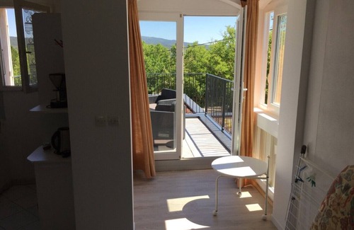 Allegre Les Fumades Apartment | Studio-ensuite with shower-terrace-Type D