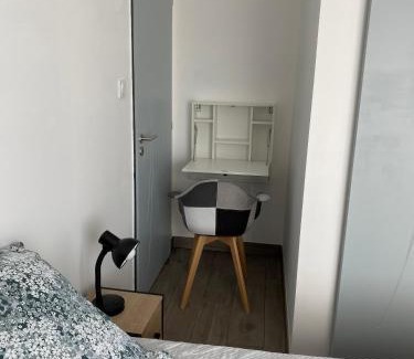 Serignan House | Studio et chambres V I P