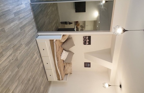 Aiguihe Apartment | Studio F1 25m2 in the city center of Puy en Velay