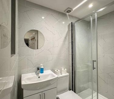 Ealing Apartment | Studio flat in Ealing Broadway