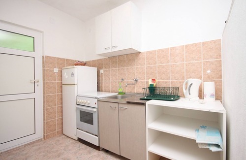 Bogomolje Apartment | Studio flat near beach Cove Mala Pogorila, Hvar (AS-8952-c)