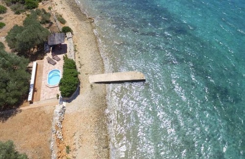 Municipality of Murter Apartment | Studio flat near beach Cove Modrave, Šibenik (AS-20191-a)
