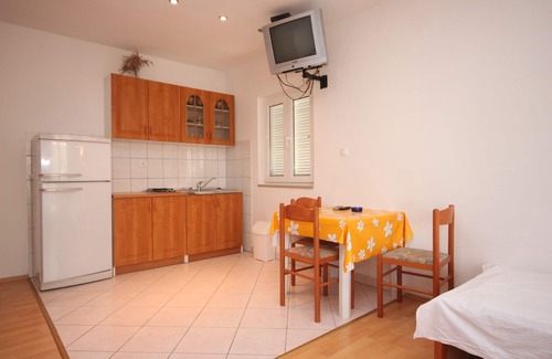Kustici Apartment | Studio flat near beach Zubovići, Pag (AS-6356-a)