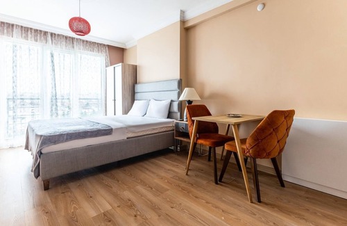 Atasehir Apartment | Studio Flat w City View 5 min to Emaar Square