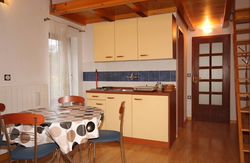 Manjadvorci Apartment | Studio flat with air-conditioning Manjadvorci, Marčana (AS-7445-a)