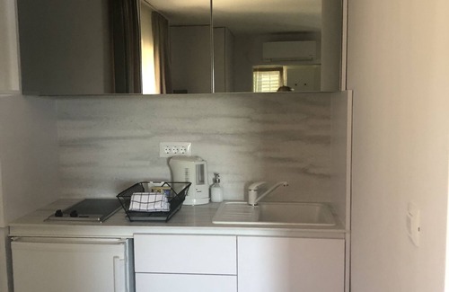 Cove Murtar Apartment | Studio flat with terrace and sea view Mali Lošinj, Lošinj (AS-3444-a)