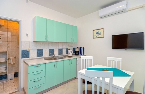 Stari Grad Apartment | Studio flat with terrace Stari Grad, Hvar (AS-8726-d)