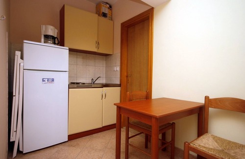 Duce Apartment | Studio flat with terrace and sea view Duće, Omiš (AS-4852-b)